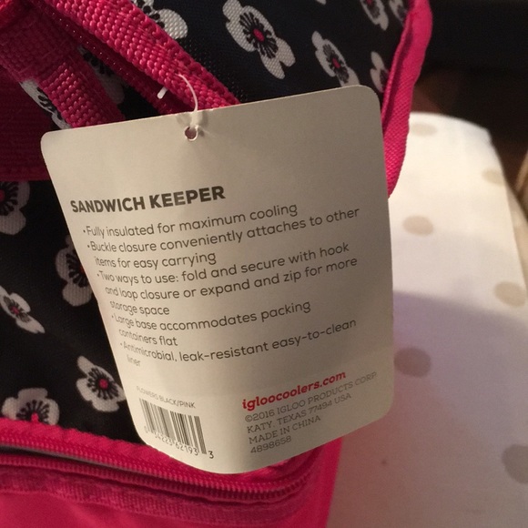 Igloo sandwich keeper lunchbox, NWT, floral - Picture 4 of 5